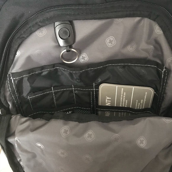 🔥5 ⭐️/JUST IN🔥 Unisex Swiss Gear Backpack - Picture 2 of 8